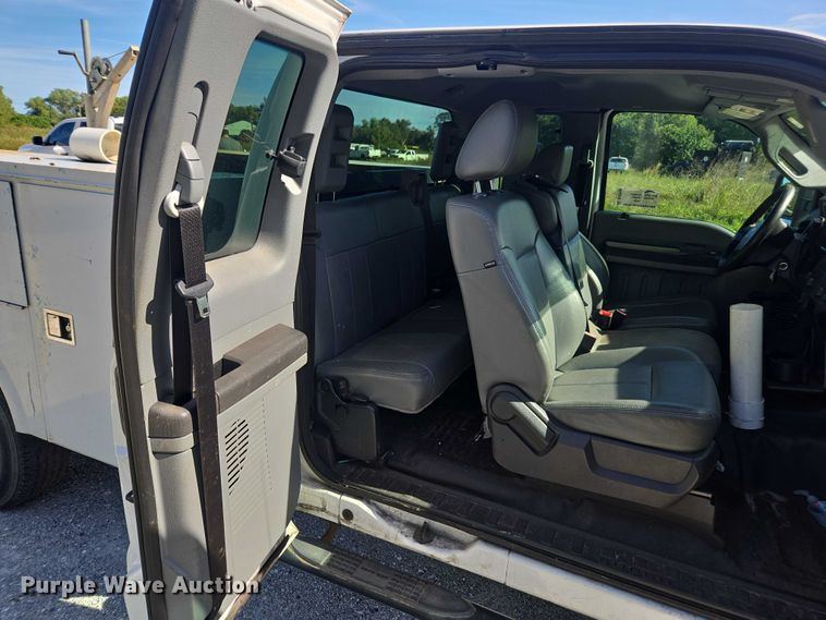 image for item DU2638 2015 Ford F250 Super Duty XL Ext. Cab utility bed pickup truck