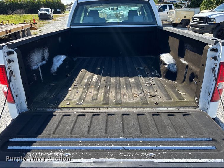 image for item DU2641 2005 Ford F150 Super Duty XL Ext. Cab pickup truck