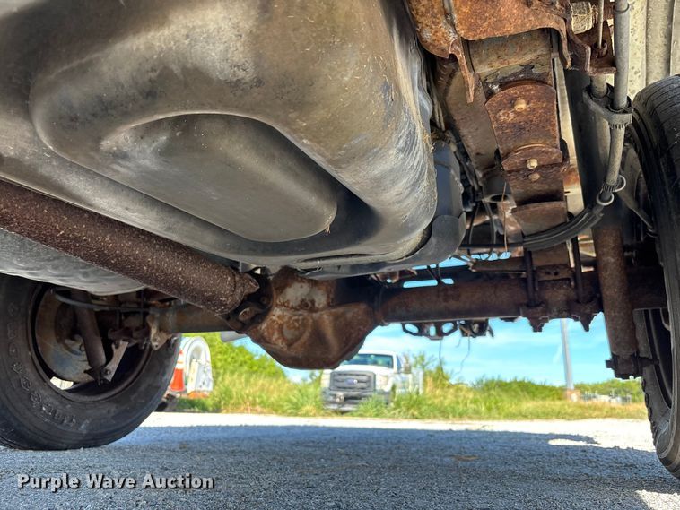 image for item DU2641 2005 Ford F150 Super Duty XL Ext. Cab pickup truck