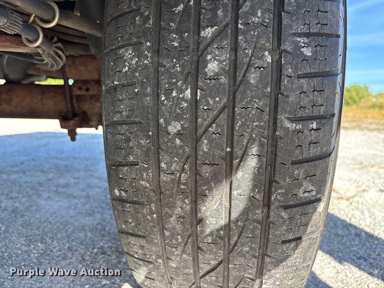 image for item DU2641 2005 Ford F150 Super Duty XL Ext. Cab pickup truck