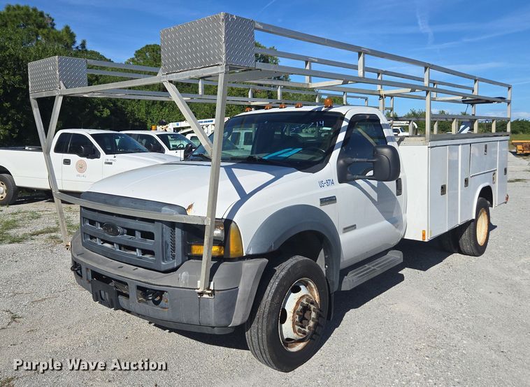 image for item DU2642 2006 Ford F450 Super Duty XL utility / service truck