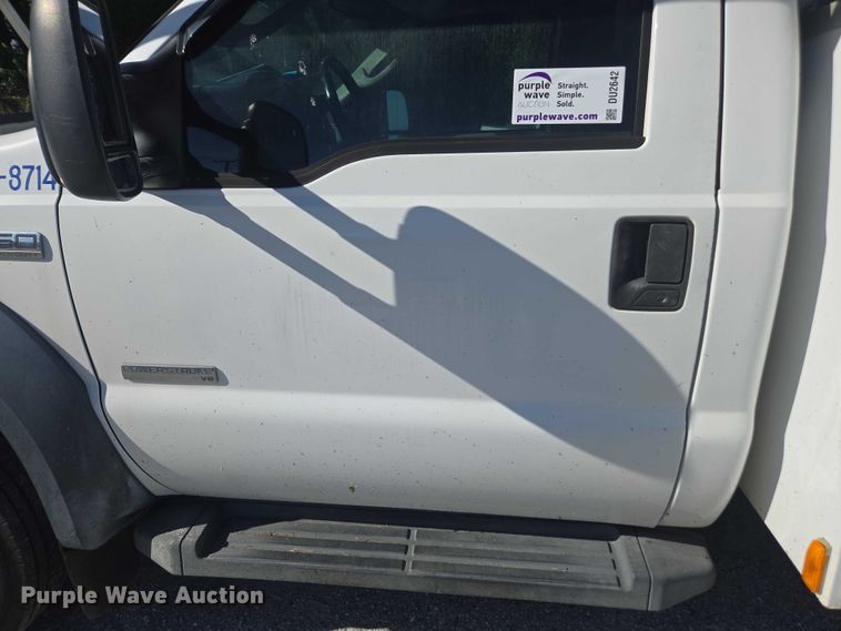 image for item DU2642 2006 Ford F450 Super Duty XL utility / service truck