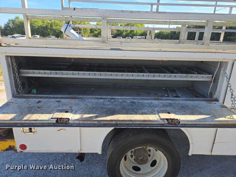 image for item DU2642 2006 Ford F450 Super Duty XL utility / service truck