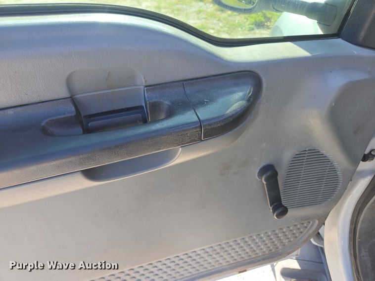 image for item DU2642 2006 Ford F450 Super Duty XL utility / service truck