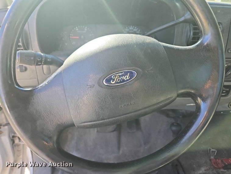 image for item DU2642 2006 Ford F450 Super Duty XL utility / service truck