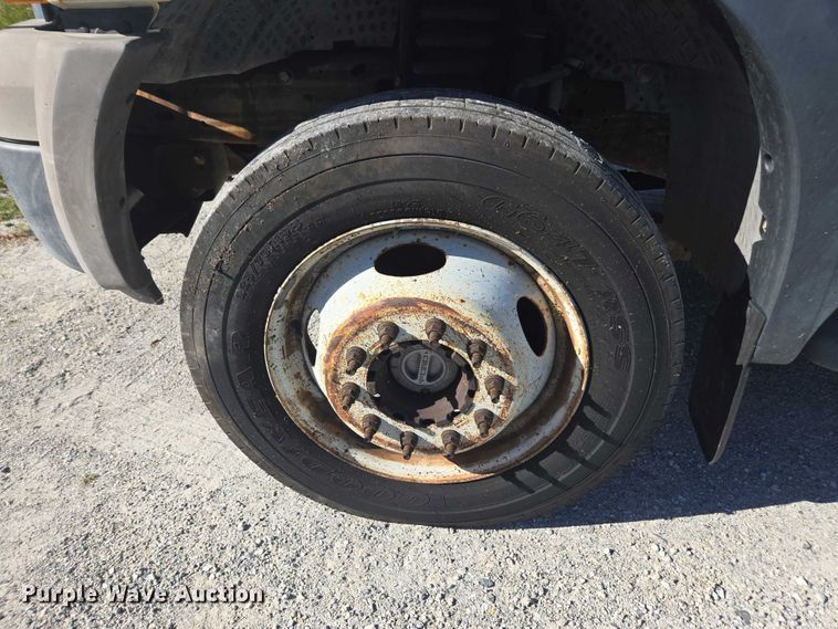 image for item DU2642 2006 Ford F450 Super Duty XL utility / service truck