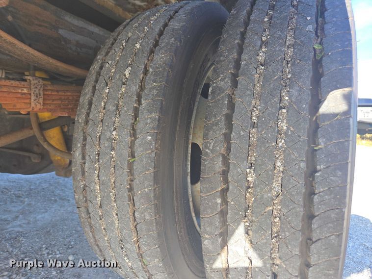 image for item DU2642 2006 Ford F450 Super Duty XL utility / service truck