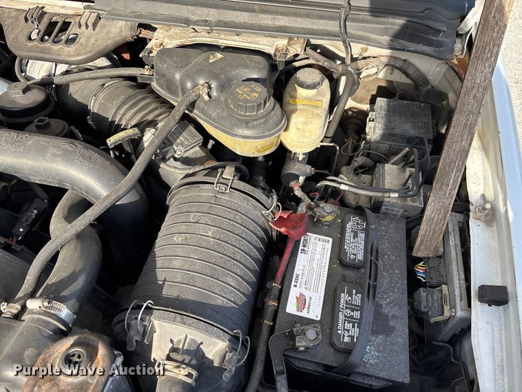 image for item DU2647 2006 Ford F450 utility bed pickup truck