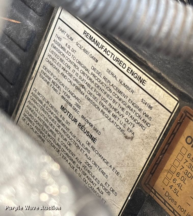 image for item DU2647 2006 Ford F450 utility bed pickup truck