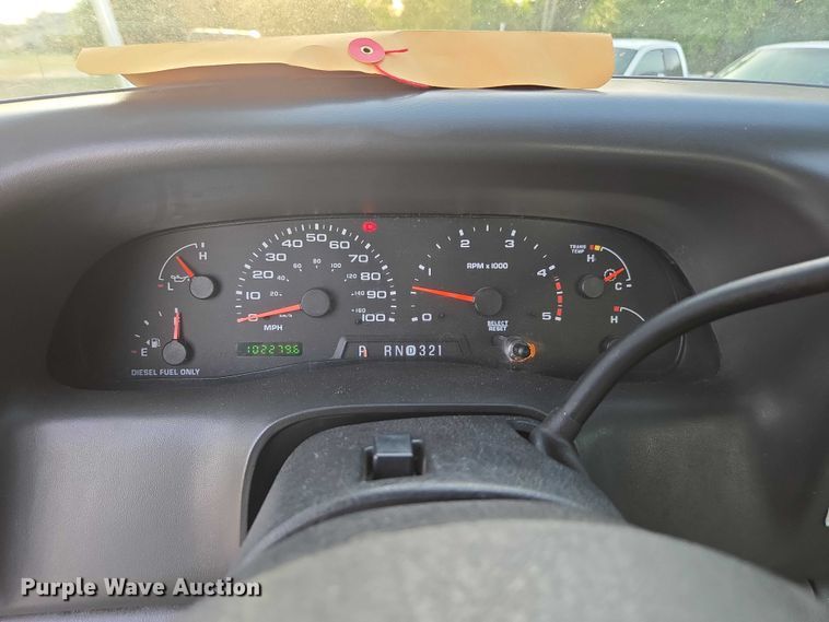 image for item DU2652 2003 Ford F450 Super Duty utility bed pickup truck