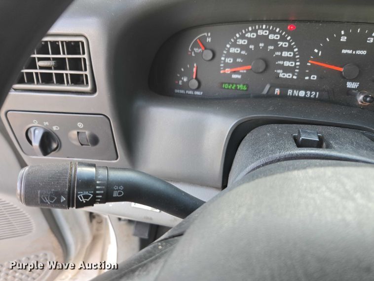 image for item DU2652 2003 Ford F450 Super Duty utility bed pickup truck