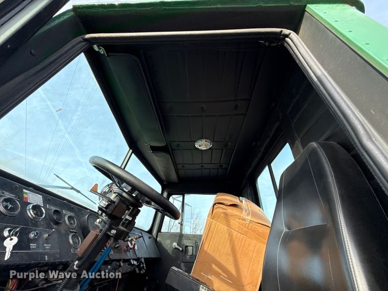 image for item DW5204 1974 AM General M916 semi truck