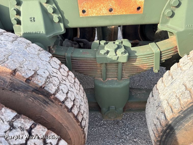 image for item DW5205 2011 AM General M916 semi truck