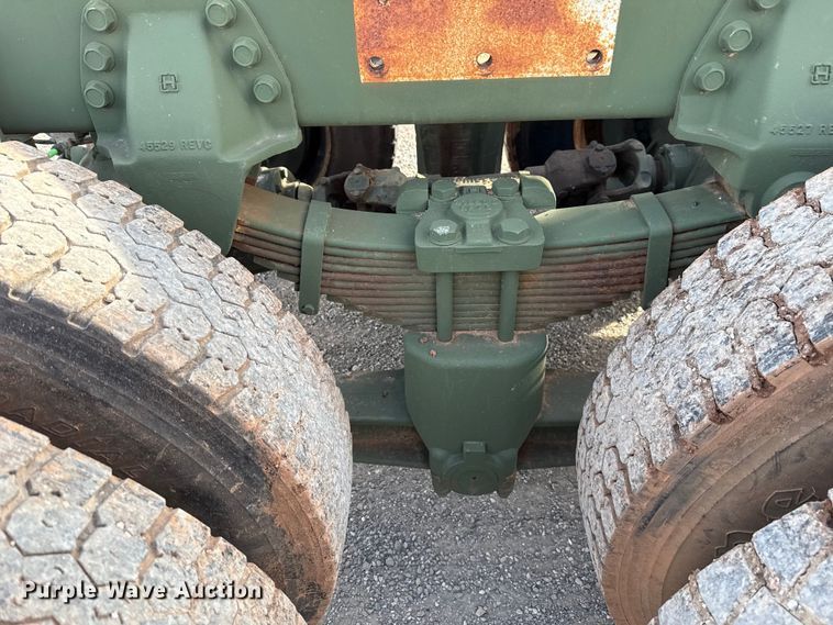 image for item DW5205 2011 AM General M916 semi truck