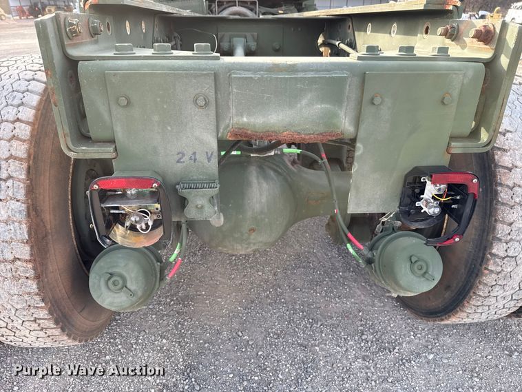 image for item DW5205 2011 AM General M916 semi truck