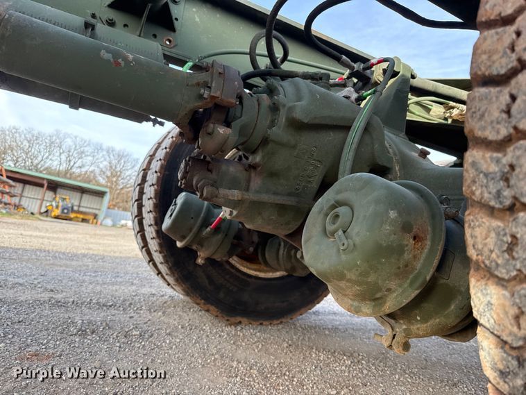 image for item DW5205 2011 AM General M916 semi truck