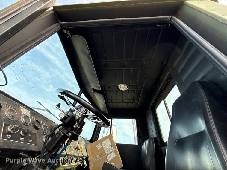 image for item DW5205 2011 AM General M916 semi truck