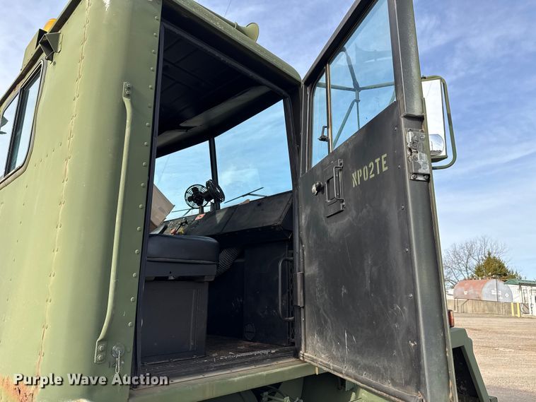 image for item DW5205 2011 AM General M916 semi truck