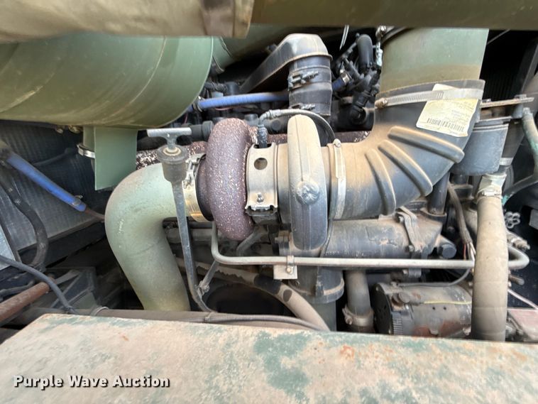 image for item DW5205 2011 AM General M916 semi truck