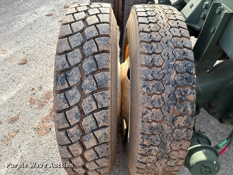 image for item DW5205 2011 AM General M916 semi truck