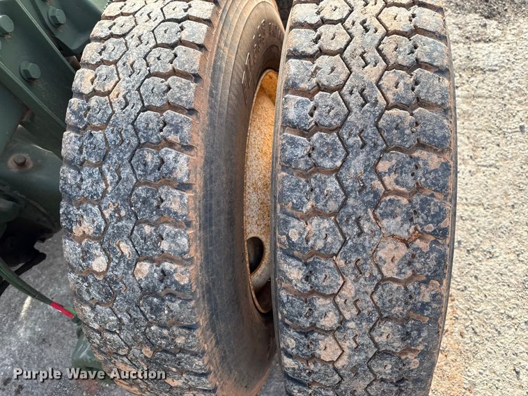 image for item DW5205 2011 AM General M916 semi truck