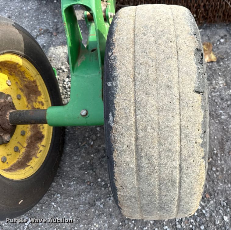 image for item DW5206 John Deere CX15 batwing rotary mower