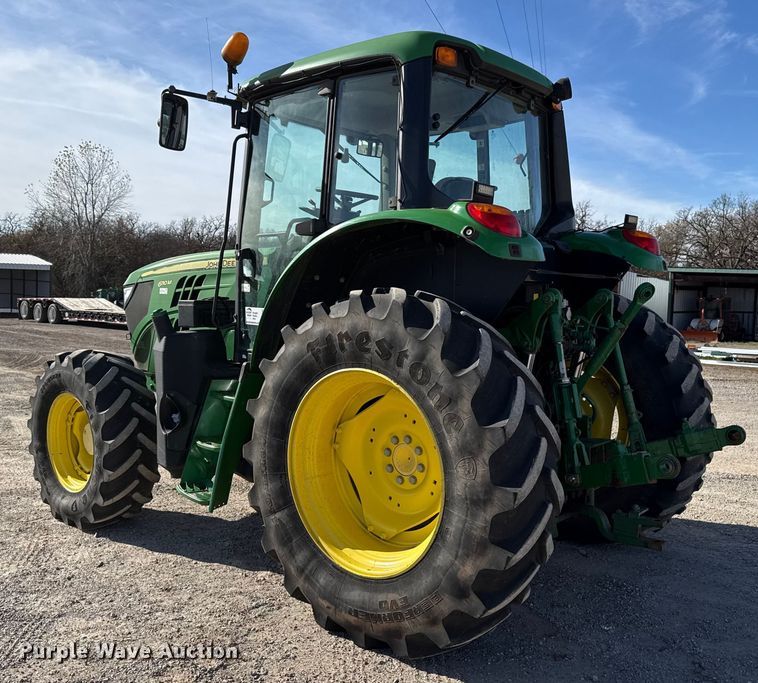 image for item DW5207 2016 John Deere 6110M MFWD tractor