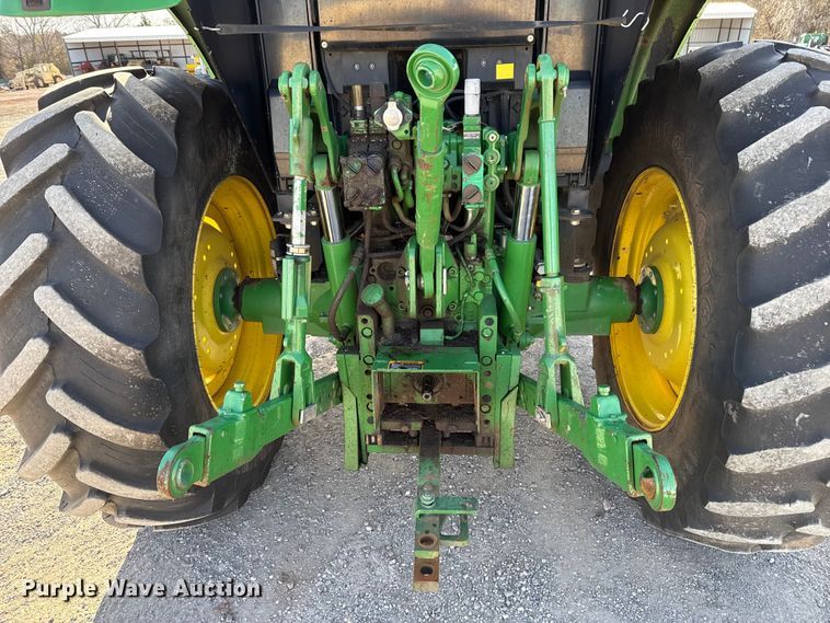 image for item DW5207 2016 John Deere 6110M MFWD tractor