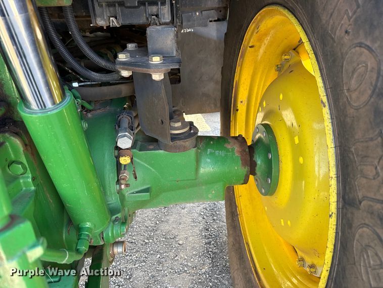 image for item DW5207 2016 John Deere 6110M MFWD tractor