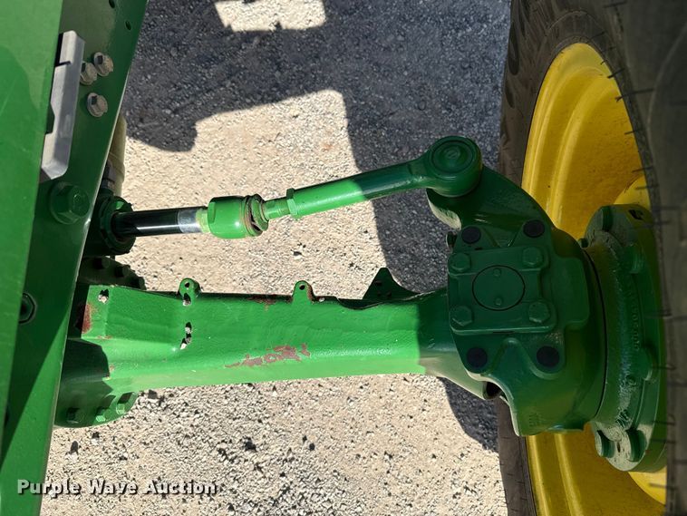 image for item DW5207 2016 John Deere 6110M MFWD tractor