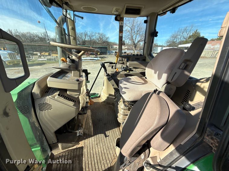 image for item DW5207 2016 John Deere 6110M MFWD tractor