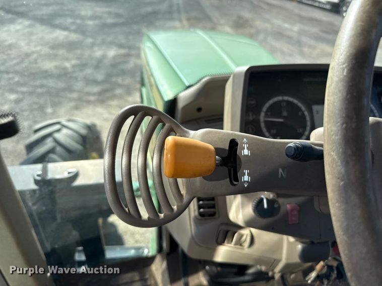 image for item DW5207 2016 John Deere 6110M MFWD tractor