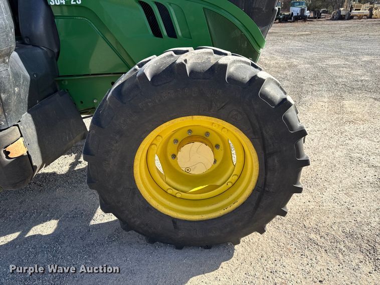 image for item DW5207 2016 John Deere 6110M MFWD tractor