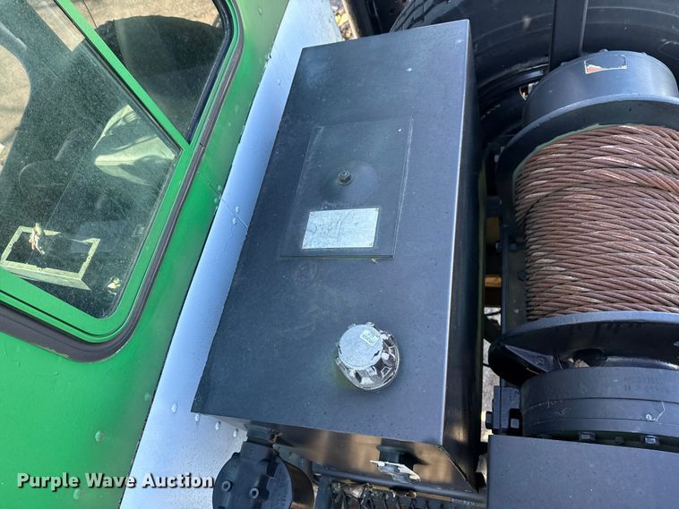 image for item DW5208 1974 AM General M916 semi truck