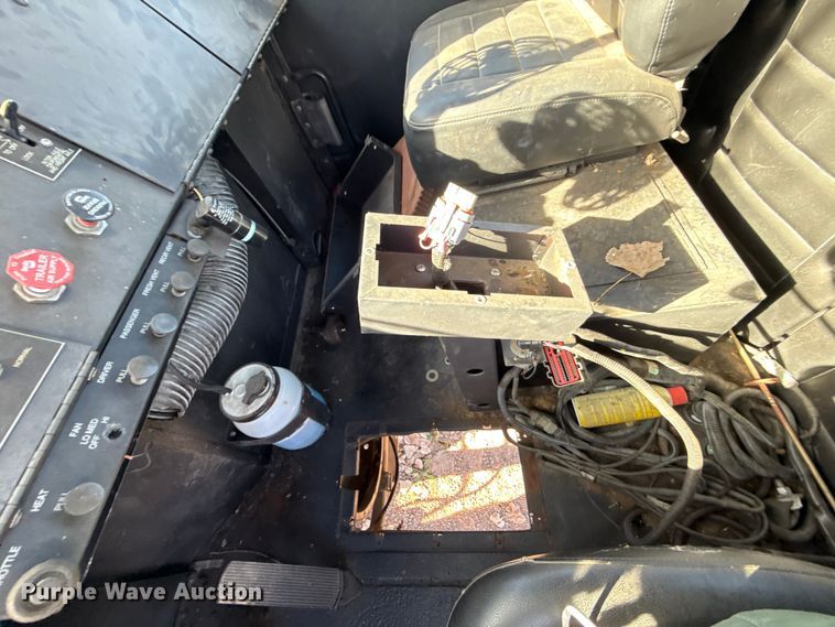 image for item DW5208 1974 AM General M916 semi truck