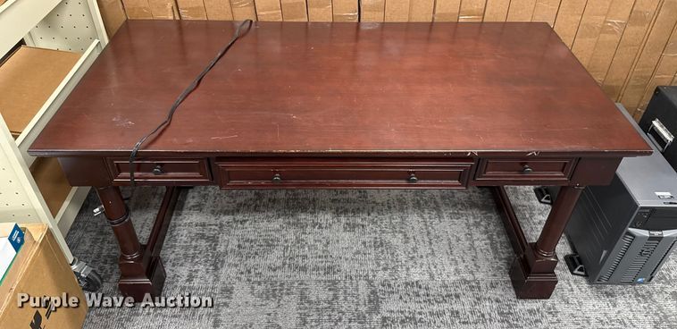 image for item DW5212 (2) desks