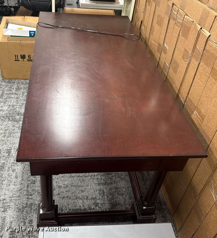 image for item DW5212 (2) desks