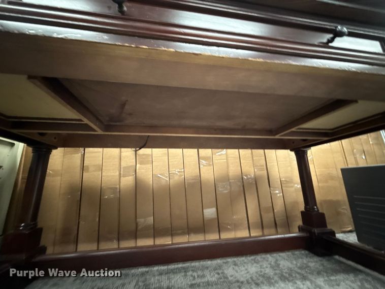 image for item DW5212 (2) desks