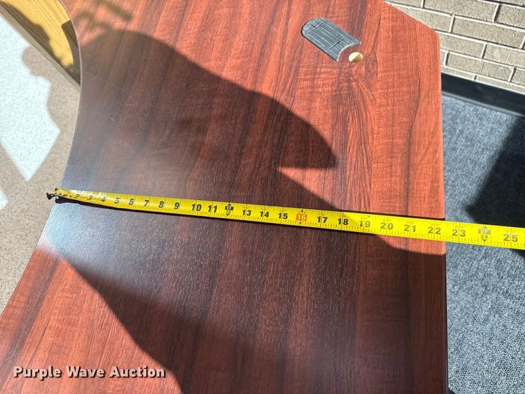 image for item DW5212 (2) desks