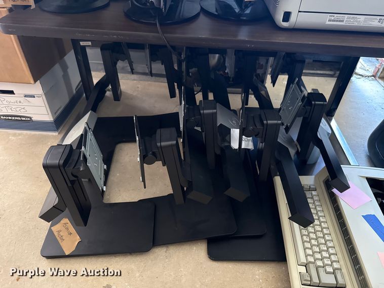 image for item DW5214 Office equipment