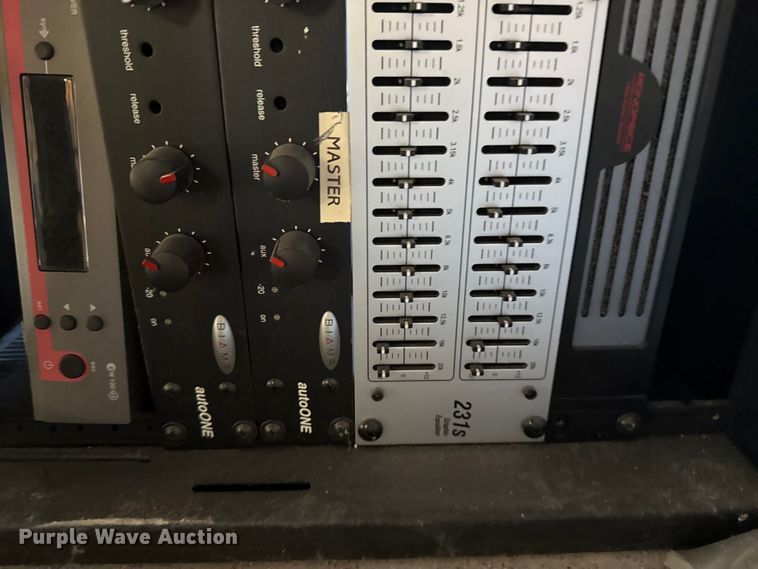 image for item DW5218 Atlas Sound FAP82T speakers