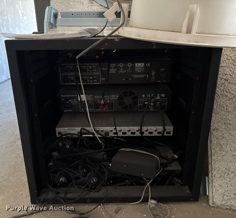 image for item DW5218 Atlas Sound FAP82T speakers