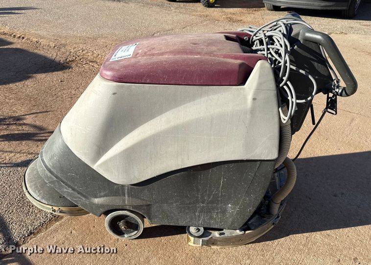 image for item DW5220 Minuteman MC20003QP floor scrubber
