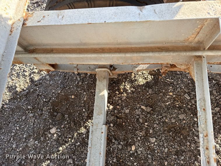 image for item DW5226 Portable bleacher