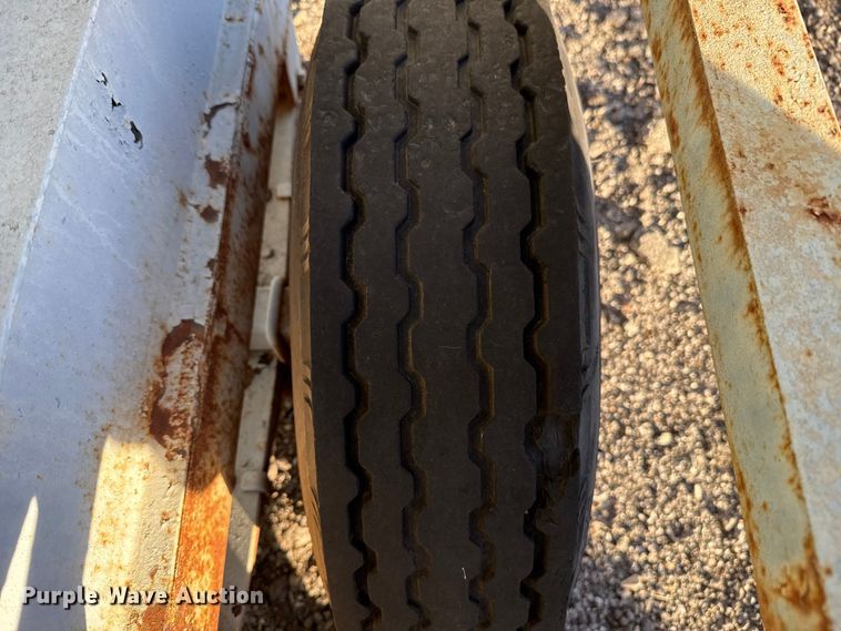 image for item DW5226 Portable bleacher