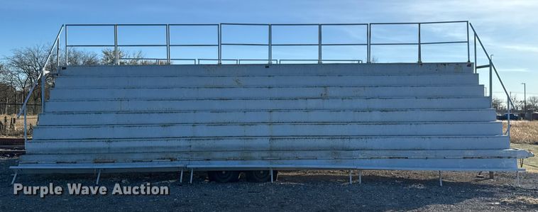 image for item DW5227 Portable bleacher