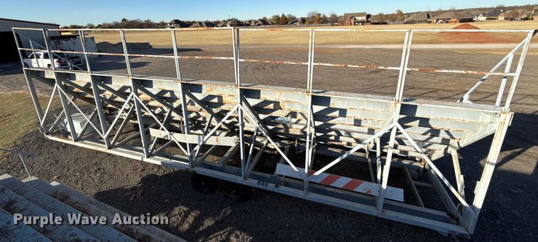 image for item DW5227 Portable bleacher