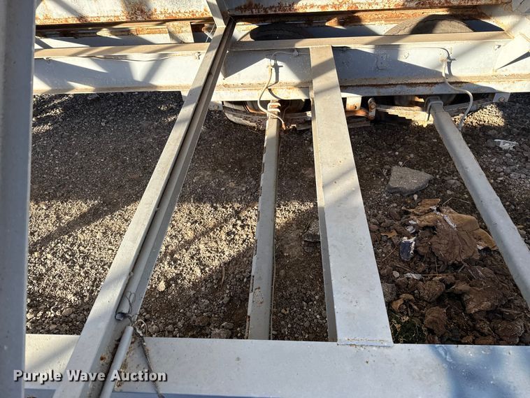 image for item DW5227 Portable bleacher