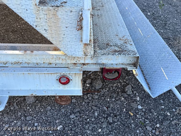 image for item DW5227 Portable bleacher