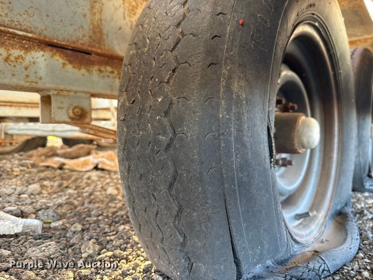 image for item DW5227 Portable bleacher